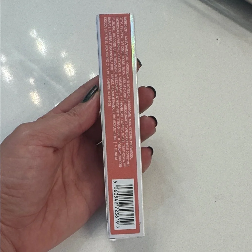 Glowgasm Beauty Light Wand- High Blush in Charlotte Tilbury